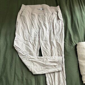 Size XL lightweight joggers